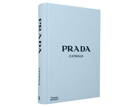 prada buch|Prada: The Complete Collections Hardcover – Oct. 22 2019.